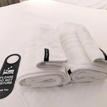 De La Croix Hotell *