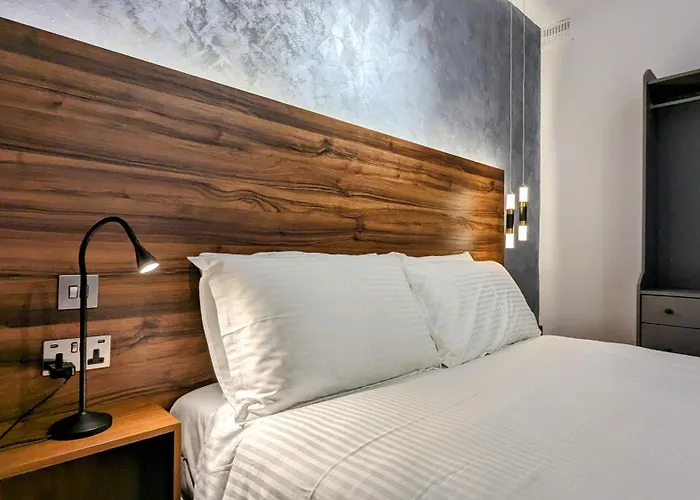 De La Croix Saint Julian's