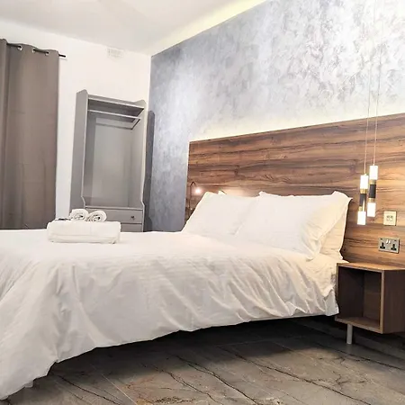 De La Croix * San Ġiljan